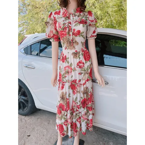 Đầm hoa hồng siêu đẹp maxi dài Dây kéo phía sau Giá 299k Hàng có sẵn giao ngay Có dây buột eo theo dáng người Đủ size
