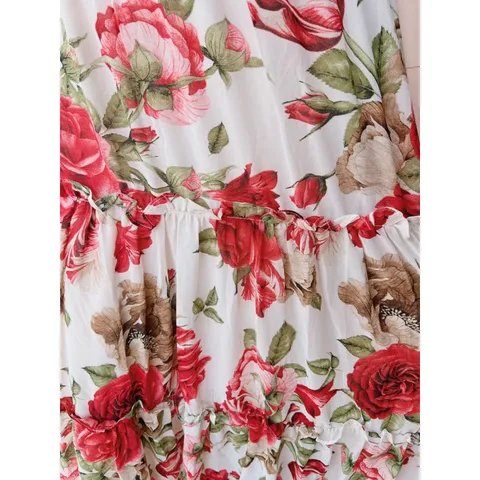 Đầm hoa hồng siêu đẹp maxi dài Dây kéo phía sau Giá 299k Hàng có sẵn giao ngay Có dây buột eo theo dáng người Đủ size