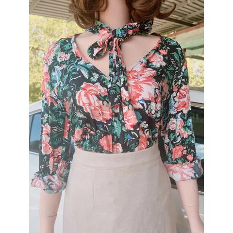 set bộ công sở nữ áo sơ mi cổ  nơ và chân váy bút chì dáng dài Giá 290k/ cả set gồm áo sơ mi và chân váy