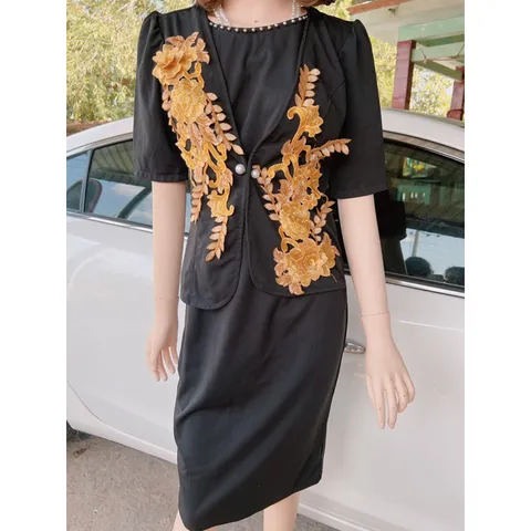 Đầm giả vest đính kết hoa nổi siêu đẹp Giá 390k Hàng có sẵn giao ngay Có màu đen và màu cam Có co giãn