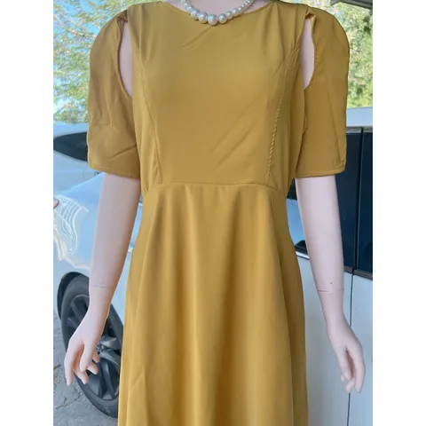 Đầm đuôi cá cách điệu màu vàng Giá 330k Hàng cao cấp sang trọng Hàng có sẵn giao ngay XL Dưới 70k
