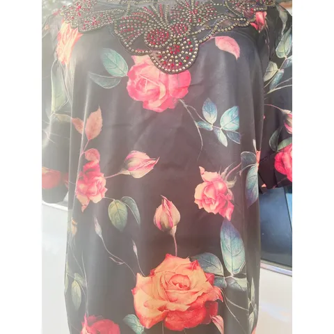 Áo Lụa Nữ Trung Niên Hoạ Tiết Hoa Đính Đá Sang Trọng Free size 50-65kg Size 2XL Giá 190k Hang có sẵn giao ngay
