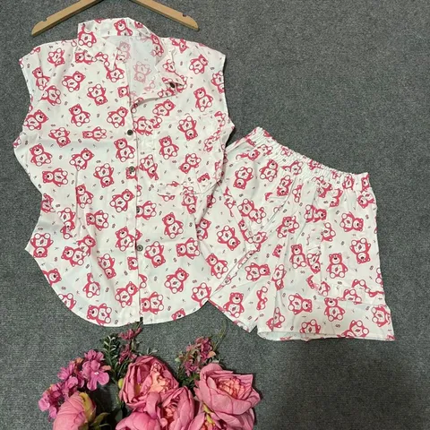 Set Bộ Quần Đùi Áo Sát Nách Lotso, Cổ Bẻ Chất Kaki Mỏng Co Giãn Nhẹ, Túi Viền Bèo. Giá 290k Hàng có sẵn giao ngay