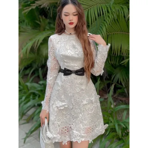 Đầm Thiết Kế MAY Chất Liệu Ren Hoa Nổi 3D - Đầm Dự Tiệc Sang Trọng Chuẩn MAY Giá 399k Hàng có sẵn giao ngay M Màu kem