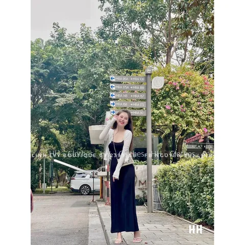 Giá 250k Set đầm kèm khoác siêu hot ạ💯💯 Chất thun cotton phối thun giấy dày dặn nhé  y hình mẫu mặc luôn ạ