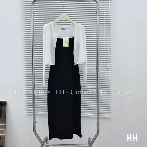 Giá 250k Set đầm kèm khoác siêu hot ạ💯💯 Chất thun cotton phối thun giấy dày dặn nhé  y hình mẫu mặc luôn ạ