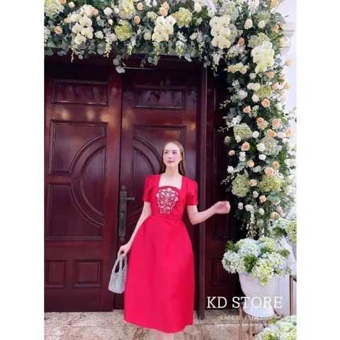 Váy tacta thêu cao cấp Nhìn là yêu ạ Chất tacta ,lót lụa Mặc siêu sang chảnh tôn dáng lun Giá 390k Hàng có sẵn giao ngay