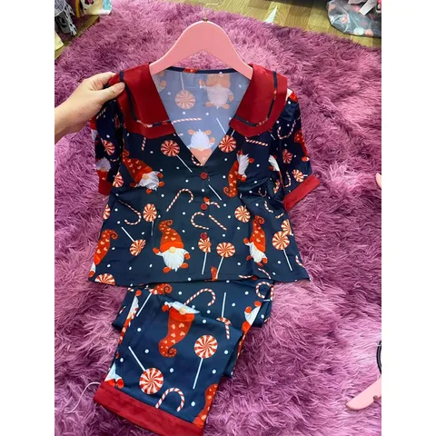 Đồ bộ cao cấp xịn đẹp Chất liệu lụa  size 40-62kg  Ảnh sản phẩm nè, hình thật 100% chup Giá 180k/ bộ