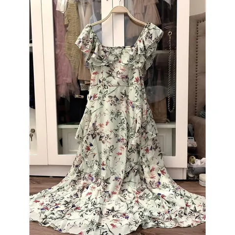 Đầm hoa mặc trễ vai hay lên vai đều đẹp Giá 290k Hàng có sẵn giao ngay Có 2 màu xanh mint và xanh lá Chất liệu mango