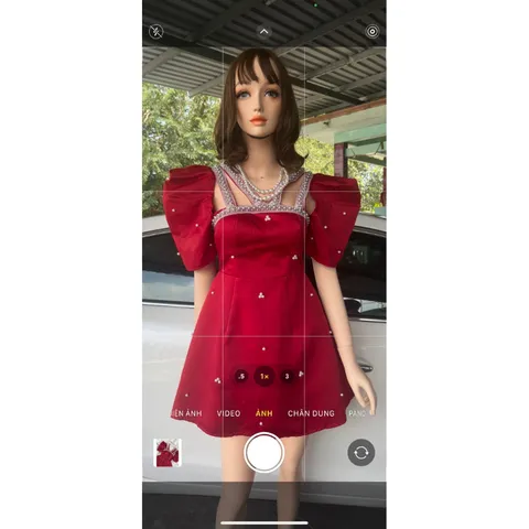 Toàn siêu phẩm mấy bà nhanh tay nhé 🥰🥰 🧨ĐẦM TAFTA ĐỎ DÂY CỔ ĐÍNH NGỌC Hàng chuẩn cao cấp ạ, cầm hàng mê luôn nha mấy