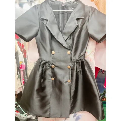 Đầm Vest Tafta Dự Tiệc Công Sở Phối Nút Sang Chảnh Giá 290k Hàng có sẵn giao ngay Chất liệu tapta đẹp