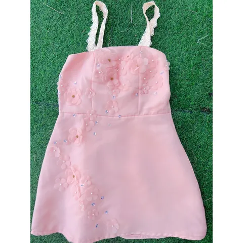Đầm   nữ thiết kế 2 dây  đính hoa chất tapta dễ thương đầmdự tiệc đi chơi dạo phố Eo dươi 72 mặc đẹp Giá 360k