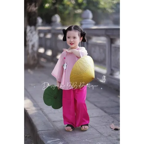 Thả thính dính ngay một sét siêu xinh  Áo voan  lụa  2 lớp siêu yêu  - quần lụa xuông mềm mát   Xinh yêu lắm ah
