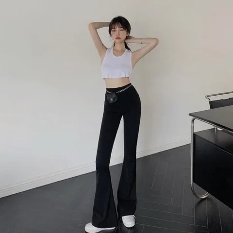 QUẦN FOM CHUẨN XỊN CĂNG ĐEEET LUN Ạ🤗🤗🤗 Hang chất bao đẹp fom chuẩn cực nét lun fom nào ra fom đó ạ🤗🤗👏👏 HACK DÁNG CỰC ĐỈN