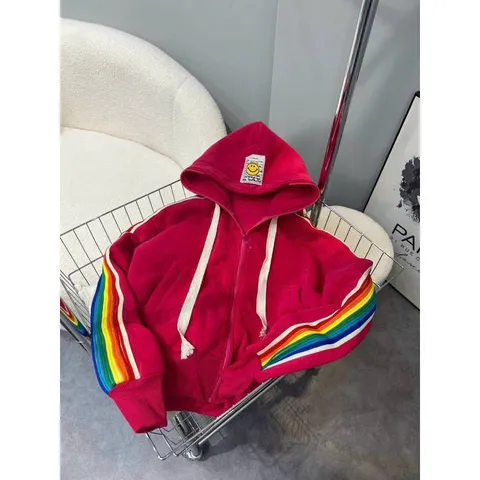 Áo khoác siêu đẹp Ảnh shop tự chụp  •Tên sản phẩm : áo khoác nỉ phối dây  •Chất vải : nỉ dệt dày dặn  •Áo dày