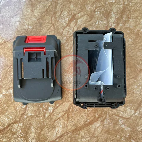 Vỏ Makita 15 Cell Pin 18650 – Nhựa ABS Siêu Bền – Full Phụ Kiện Lắp Đặt – Chất Lượng Cao Cấp (038)