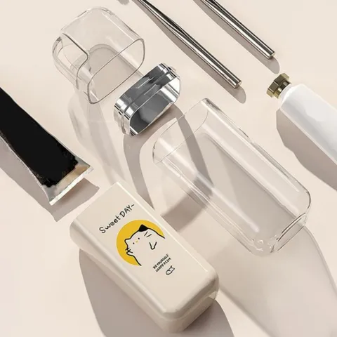 Hộp đựng kem đánh răng du lịch NGHIỆN NHÀ, bộ cốc đánh răng du lịch nhỏ gọn tiện lợi cầm tay mang hình dễ thương