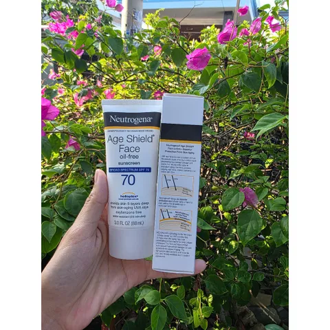 CAM KẾT CHÍNH HÃNG USA Kem chống nắng chống lão hoá Neutrogena Age Shield Face Oil-free Sunscreen SPF70 (88ml)