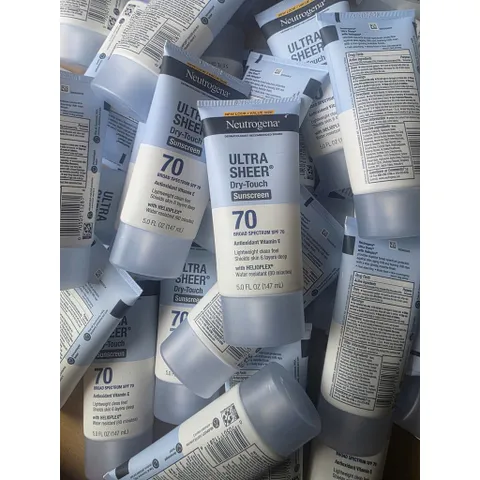 KEM CHỐNG NẮNG / XỊT CHỐNG NẮNG NEUTROGENA ULTRA SHEER SPF 70 (CHÍNH HÃNG MỸ)