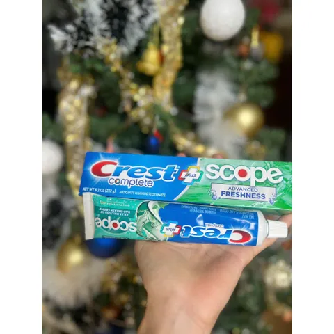 1 hop Kem đánh răng Crest complete extra whitening Scope Advanced Freshness của MỸ 232g
