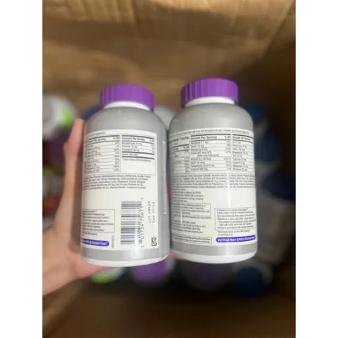 CAM KẾT CHÍNH HÃNG Vitamin tổng hợp Centrum Silver 50+  cho nữ của Mỹ chai 275 viên