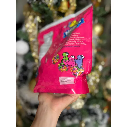 Kẹo dẻo phủ cốm cầu vồng Nerds Gummy Cluster 907g bịch Mỹ