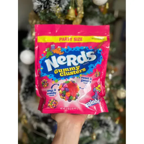 Kẹo dẻo phủ cốm cầu vồng Nerds Gummy Cluster 907g bịch Mỹ