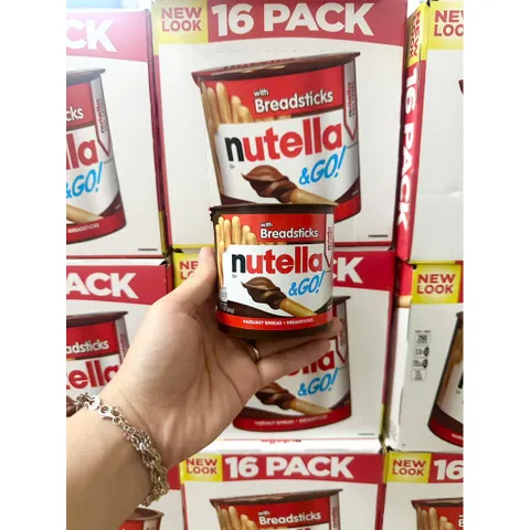 [THÙNG 16 HỘP] Bánh Que Chấm Nutella Socola Hạt Dẻ 52g - Hàng Mỹ
