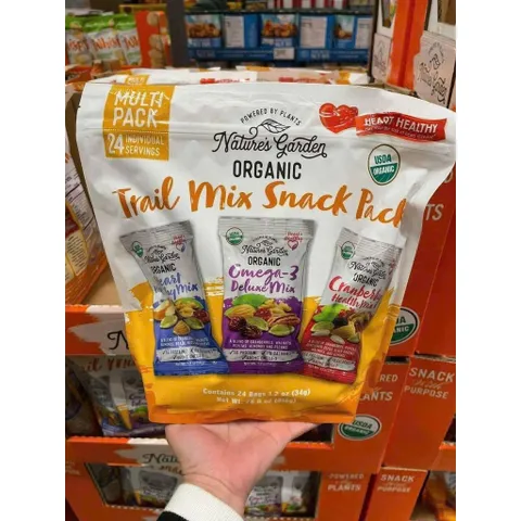 HÀNG MỸ Hạt mix tổng hợp trái cây sấy hữu cơ Nature's Garden Trail Mix Snack Packs 816gram chính hãng MỸ