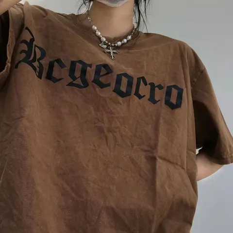 Áo thun form rộng   Cổ Tròn 100% Cotton  màu nâu hình thánh giá hottrend Thời Trang Phong Cách Hàn Quốc Cho nam nữ