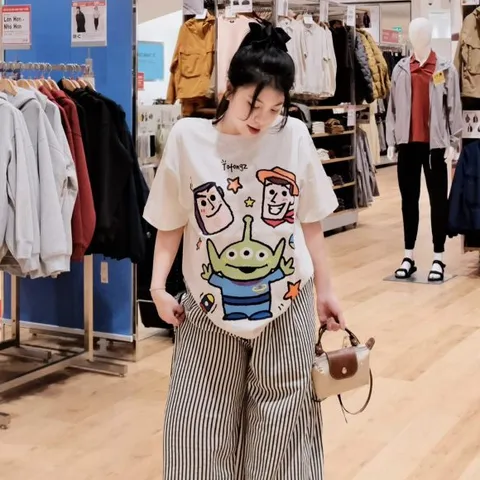 Áo thun form rộng Unisex In Hình Hoạt Hình Người Ngoài Hành Tinh Dễ Thương – Áo Phông  Nam Nữ Phong Cách Cute Streetwear