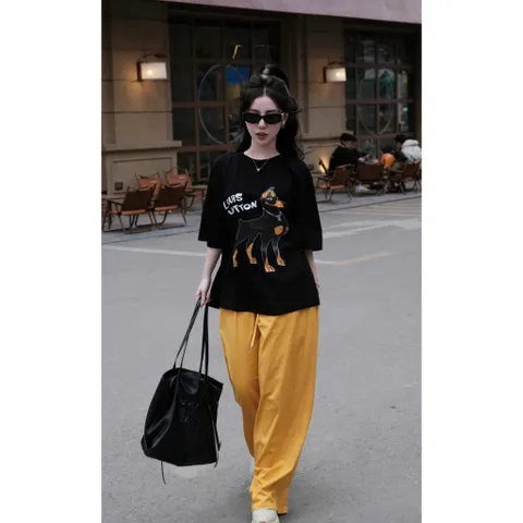 Áo thun form rộng quà tặng ngẫu nhiên  cotton cao cấp