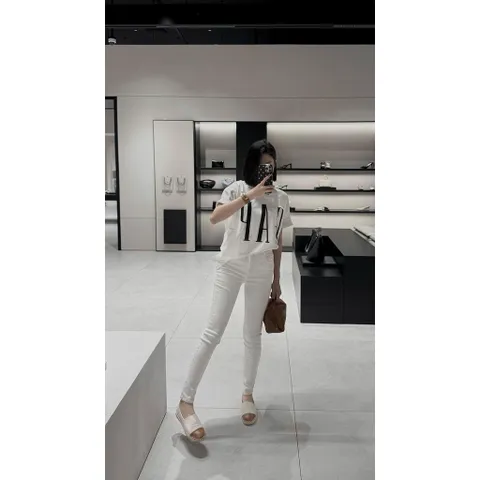 Áo Thun form rộng nam nữ  GAP  Cotton 2 chiều Unisex cao cấp hottrend 2026