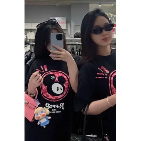 Áo thun form rộng PopPop Mascot Nền Đen Siêu Cute Mẫu Mới Nhất Cực Hot Hit Dành Cho Nam Nữ chất cotton cao cấp