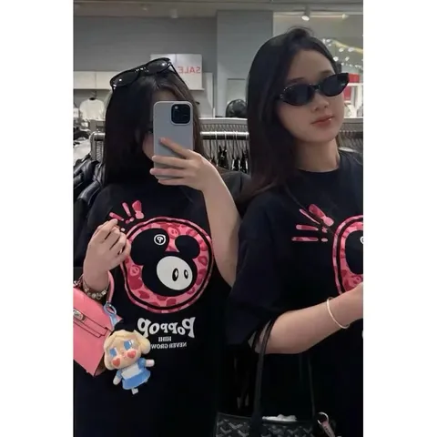 Áo thun form rộng PopPop Mascot Nền Đen Siêu Cute Mẫu Mới Nhất Cực Hot Hit Dành Cho Nam Nữ chất cotton cao cấp
