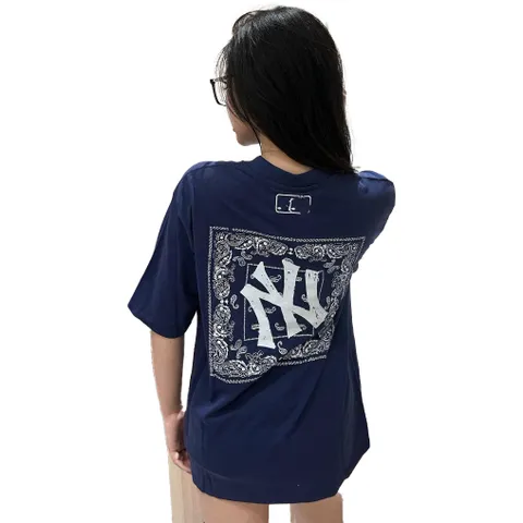 Áo thun form rộng họa tiết Ô vuông chữ Y  chất cotton cao cấp
