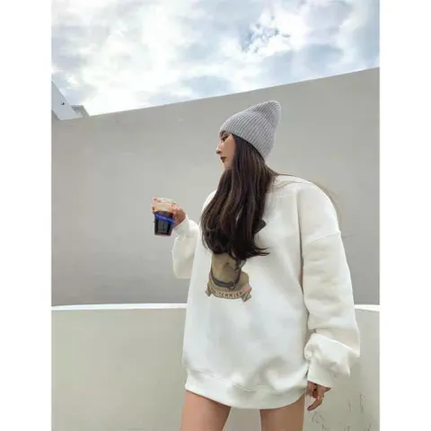 Áo sweater Trắng BOXY  nam nữ in Sweater Boxy Chó Terrier