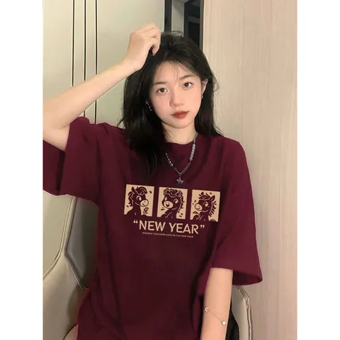 Áo phông cotton 100% nữ 2026 đỏ mận Họa tiết năm Ngọ in hình áo mặc tết   local brand
