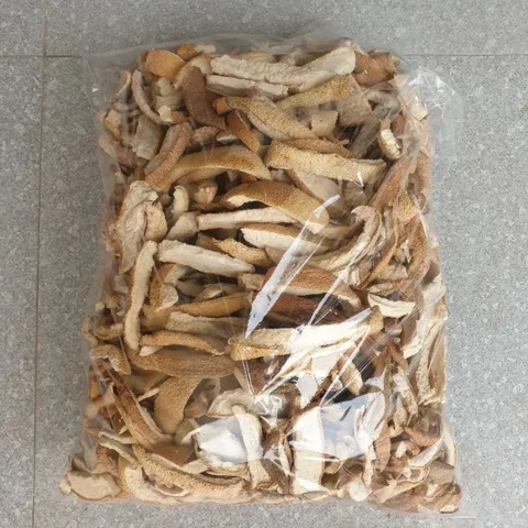 Vỏ bưởi khô 1kg – nguyên liệu thô, phơi nắng tự nhiên, nên rửa trước khi dùng