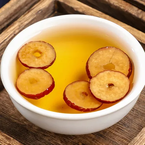 Táo Đỏ Khô Thái Lát Gói 100g VỊ NGỌT DỊU TỰ NHIÊN – Dùng Pha Trà, Nấu Chè, Chưng Yến, Tiềm Gà