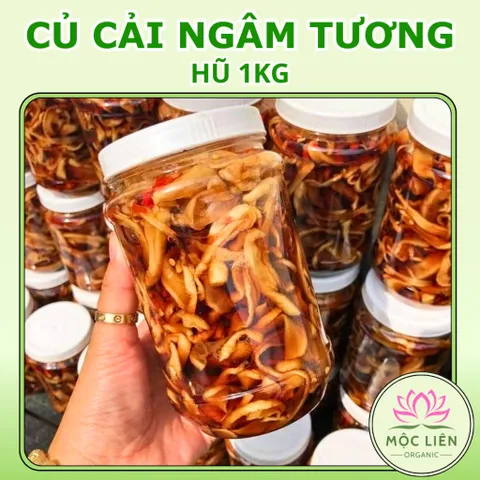 ✅[ÍT NGỌT – TẾT GIAO HOẢ TỐC] Củ Cải NgâmTương Thuần Chay Hũ 1kg – Thơm Ngon Giòn Ngọt, Đồ Chay Ăn Liền