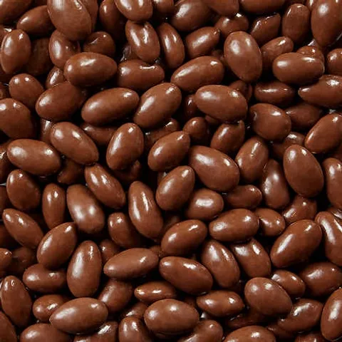 Socola sữa hạnh nhân Kirkland Milk Chocolate Almonds Mỹ, nhân hạt giòn béo, thơm ngon thượng hạng