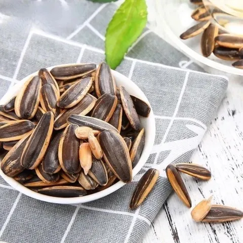 Hạt Hướng Dương Tẩm Vị Sữa Dừa – Ăn Vặt Healthy, Giàu Dinh Dưỡng