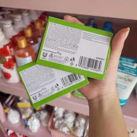 Xà Bông Cục LifeBuoy Diệt Khuẩn Trắng Da Giảm Mụn Matcha 90g