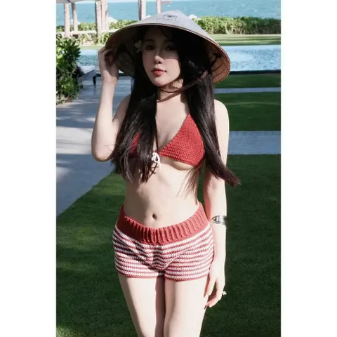 Set bikini len dệt kim 2 mảnh, Áo tam giác + quần short kẻ sọc phong cách sexy