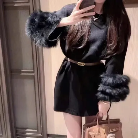 Áo len cổ tròn dáng dài (váy ngắn) tay thụng phối lông - KÈM ĐAI