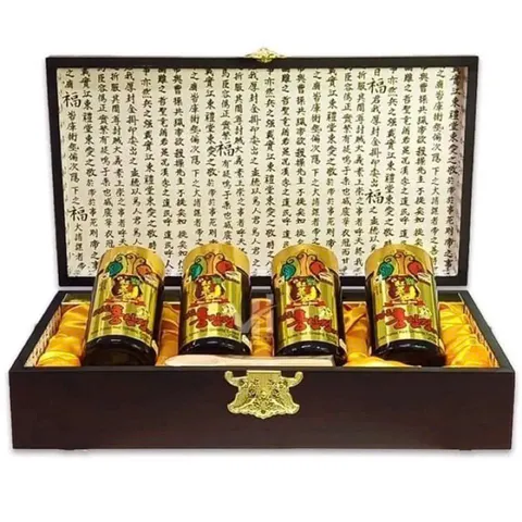 Cao Hồng Sâm Hàn Quốc Kanghwa Hộp Gỗ 250g x 4 Lọ 831724
