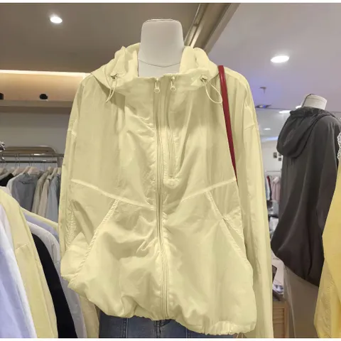 [ New Arrivals ] Áo Khoác Gió Nữ HOTTREND 2026 Chất Liệu Gió Nhăn Siêu Nhẹ Chống Nắng Cản Gió Trượt Nước Hiệu Quả