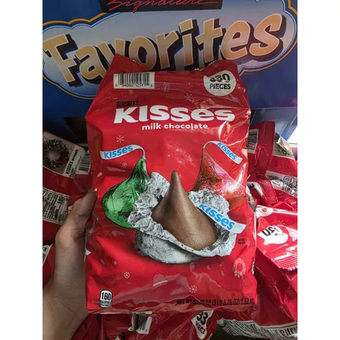Hershey’s Kisses Milk Chocolate 330 viên 1.52kg Socola sữa gói đại Hàng Mỹ