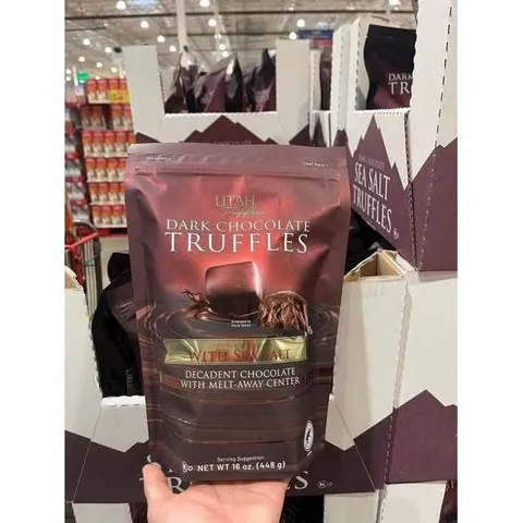 Socola đen mix muối biển Dark Chocolate Truffles with Sea Salt 448g. DARK CHOCOLATE TRUFFLES – WITH SEA SALT